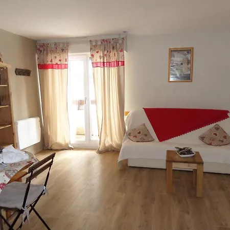 Appartements Les Balcons Du Soleil Font-Romeu-Odeillo-Via Exterior photo